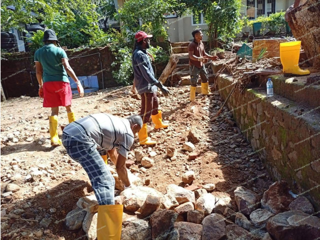 Damaged school building in Pathahewaheta